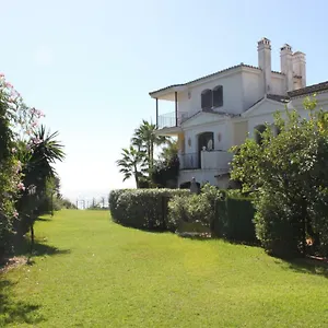 Adosado Junto A Mar Сasa de vacaciones Estepona